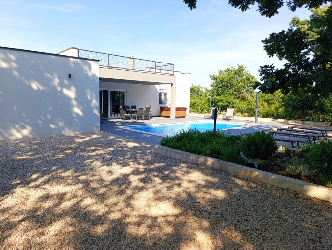 Villa Tempest, Villa Tempest Holiday Home with Pool and Spa Slivnica, Zadar County, Croatia