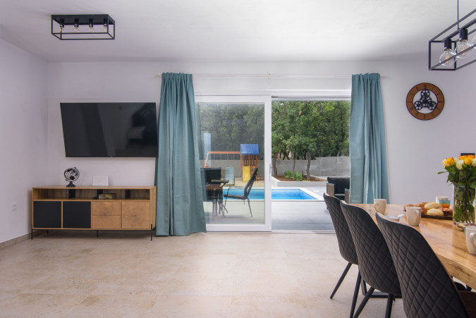 Villa Tempest Holiday Home with Pool and Spa Slivnica, Zadar County, Croatia